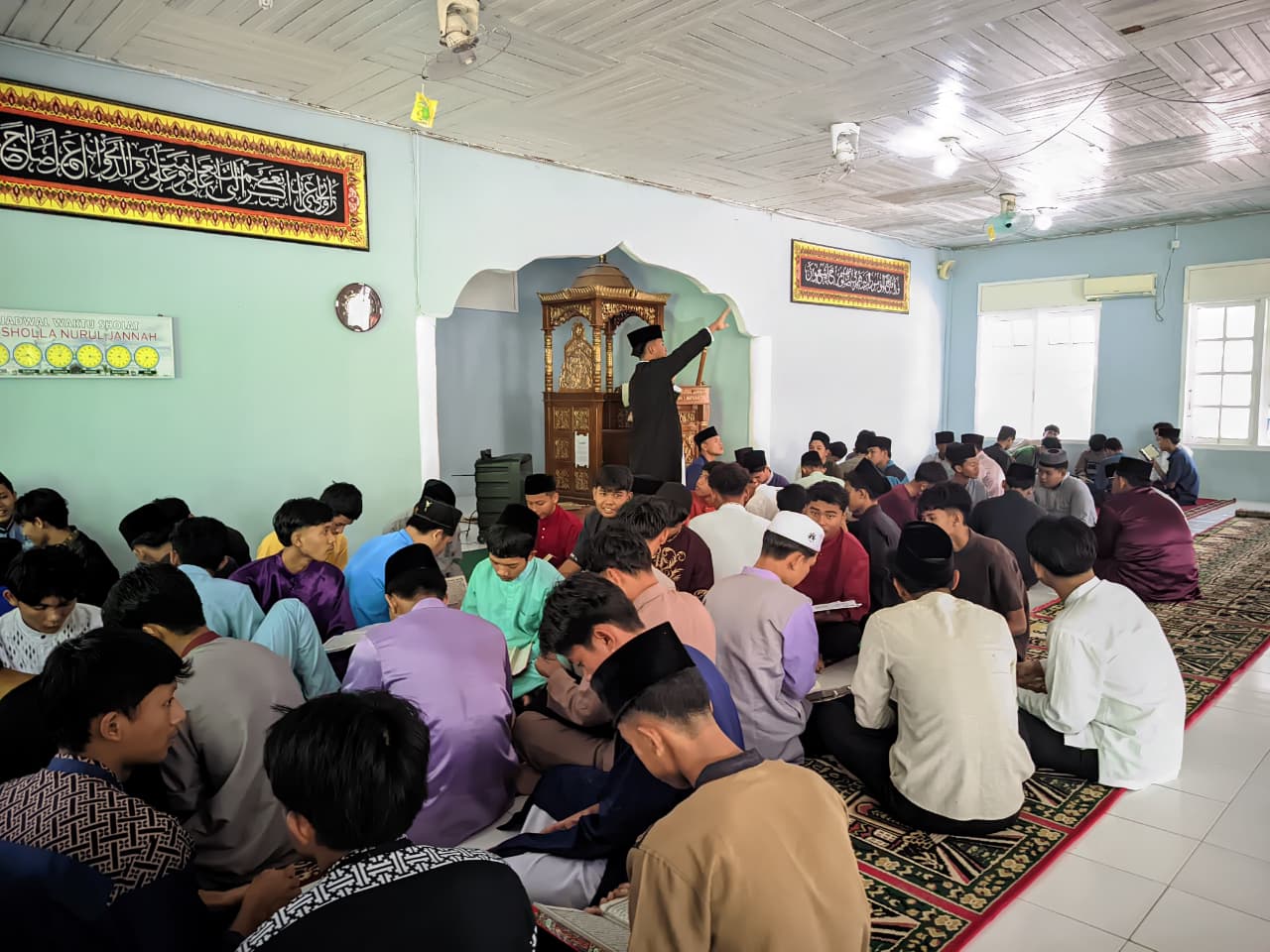 Gema Wahyu Ilahi di Ujung Utara: Siswa MAN 1 Natuna Gelar Khataman Al-Qur'an yang Khidmat